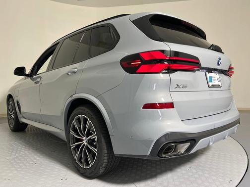 2026 BMW X5 PHEV xDrive50e