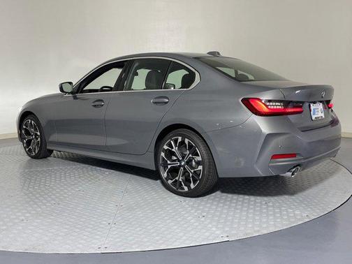 2025 BMW 330 i