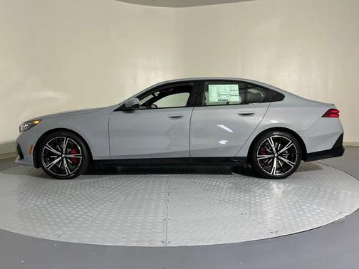 2026 BMW 530 i xDrive