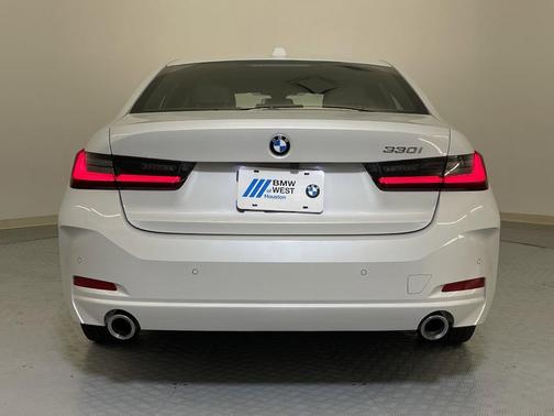 2024 BMW 330 i