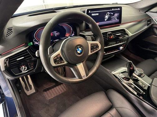 Phytonic Blue Metallic 2021 BMW 540 i