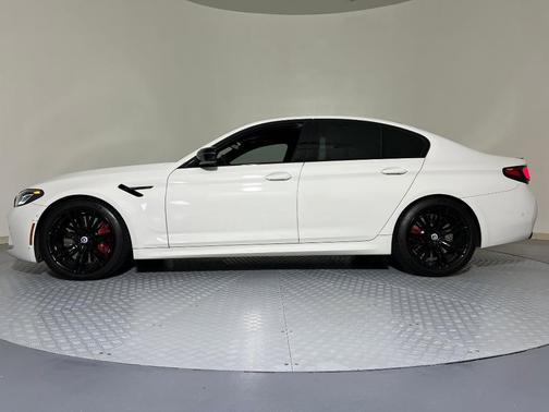 2023 BMW M5 Base