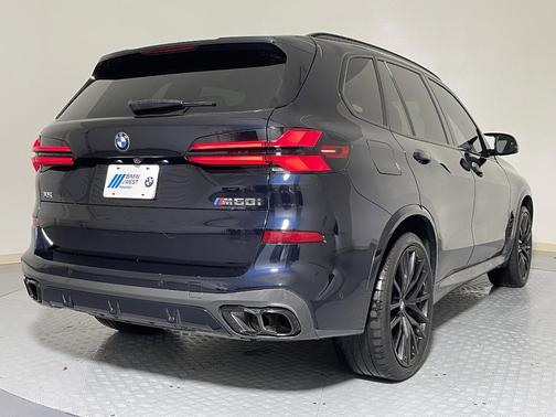 2024 BMW X5 M60i