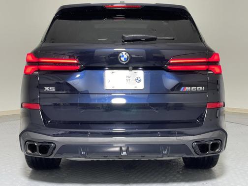 2024 BMW X5 M60i