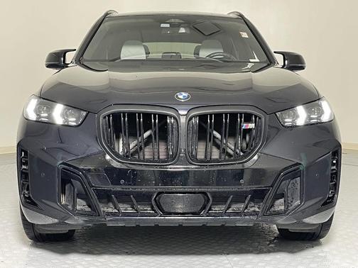 2024 BMW X5 M60i