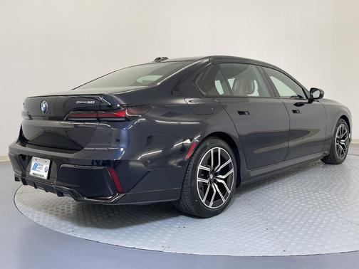 2025 BMW i7 eDrive50