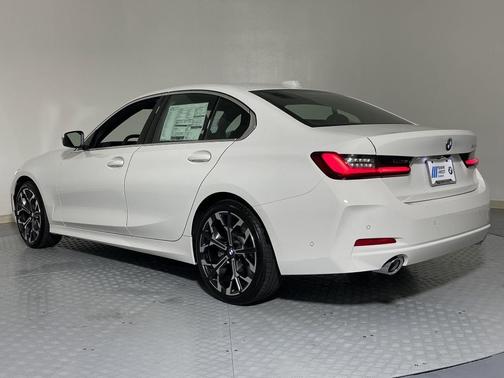2025 BMW 330 i