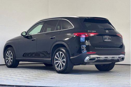 2024 Mercedes-Benz GLC 300 Base