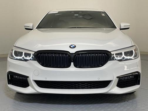 2020 BMW 540 i