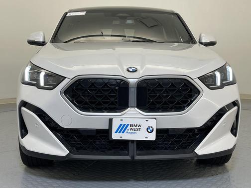 2025 BMW X2 xDrive28i