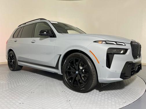 2026 BMW X7 M60i