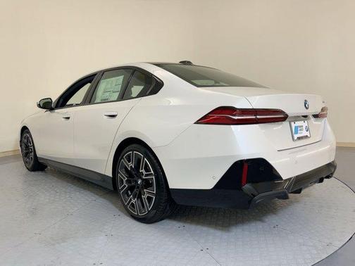 2026 BMW 530 i