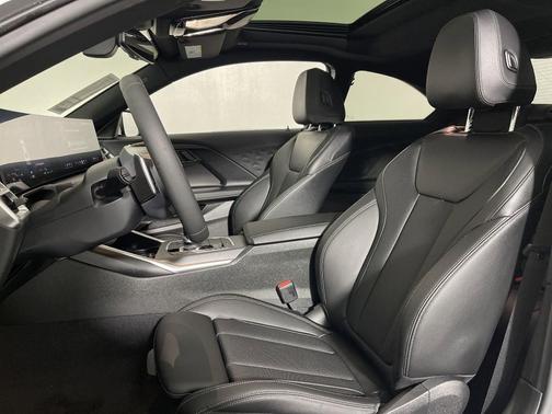 2025 BMW 230 i