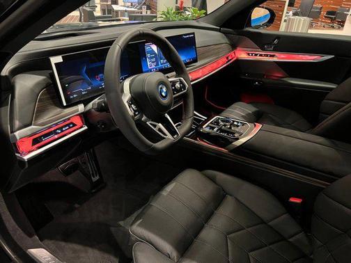 2025 BMW i7 xDrive60