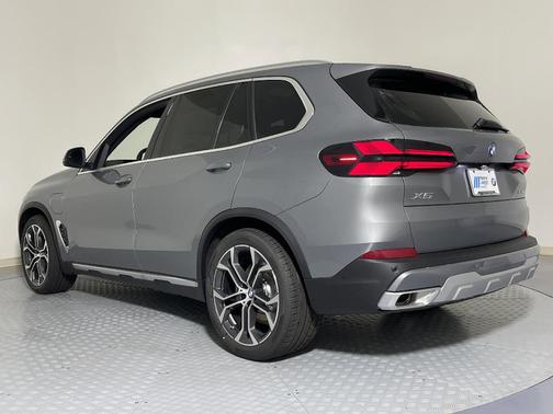 2026 BMW X5 PHEV xDrive50e