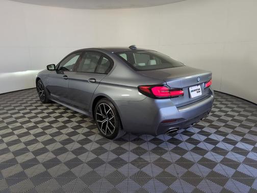 2022 BMW 530e 530e