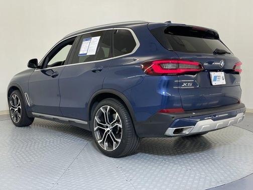 2023 BMW X5 sDrive40i