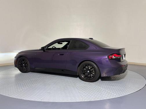Metallic 2023 BMW 230 i