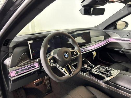Black Sapphire Metallic 2026 BMW 740 i xDrive