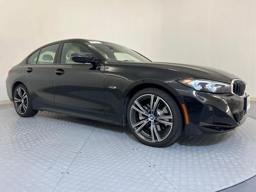 2023 BMW 330e 330e