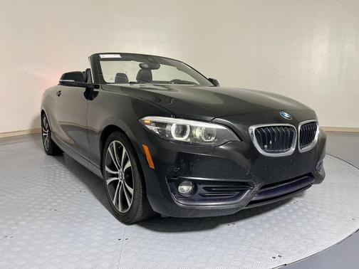 2019 BMW 230 i