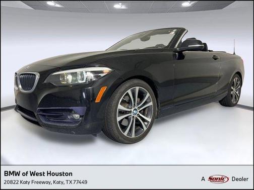 2019 BMW 230 i