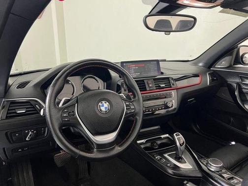 2019 BMW 230 i