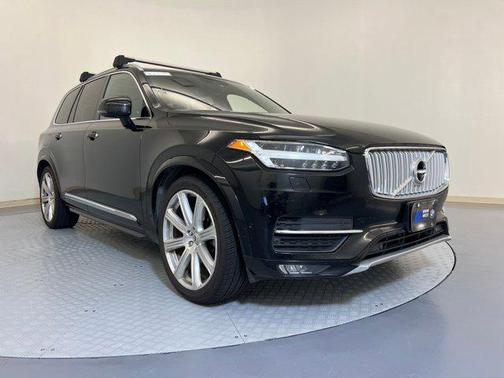 2018 Volvo XC90 T6 Inscription