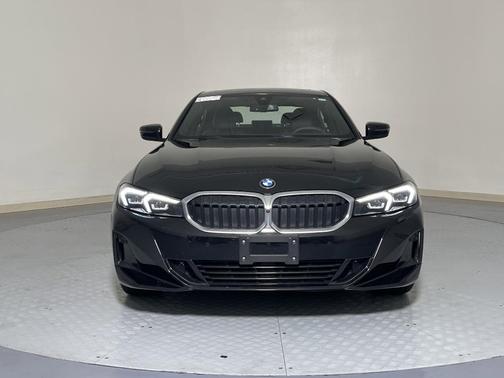 2025 BMW 330 i