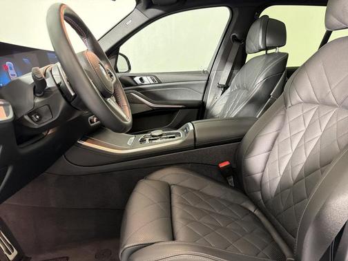 Gray Metallic 2025 BMW X5 M60i