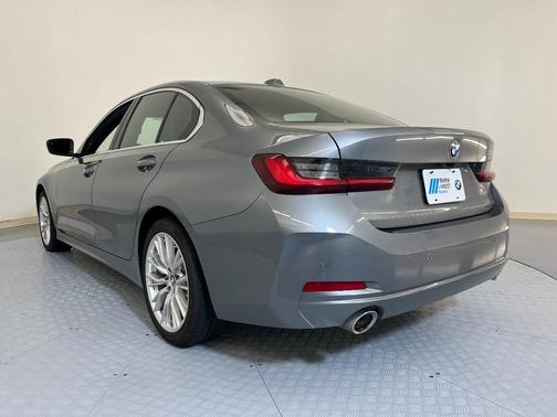2024 BMW 330 i