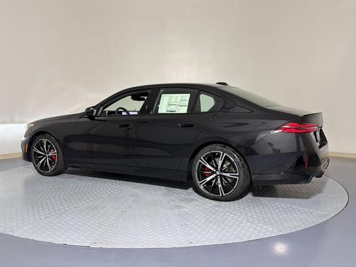 Black Sapphire Metallic 2027 BMW 530 i
