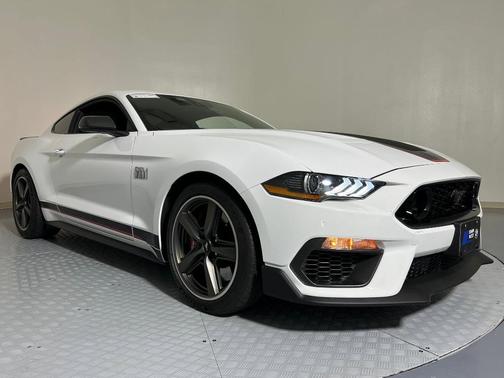 2022 Ford Mustang Mach 1