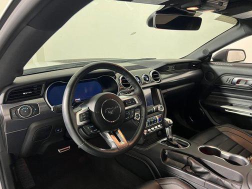 2022 Ford Mustang Mach 1