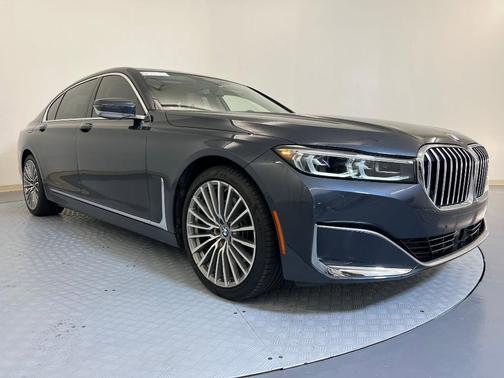 2020 BMW 740 i