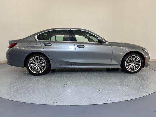 2024 BMW 330 i xDrive