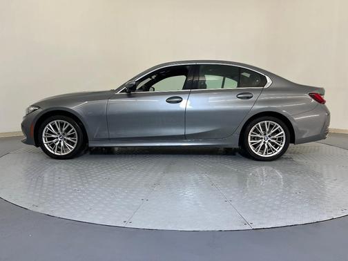 2024 BMW 330 i xDrive