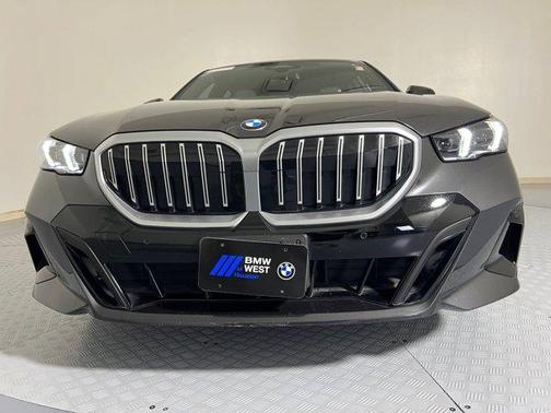 2024 BMW 530 i