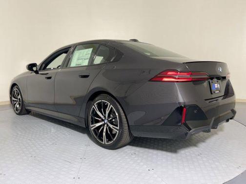 2026 BMW 530 i