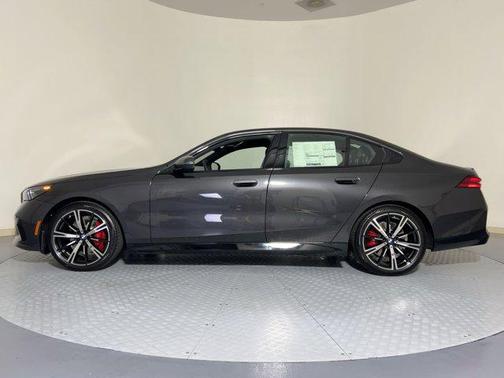 2026 BMW 530 i
