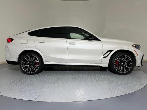 2023 BMW X6 M Base