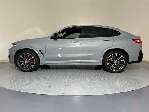 2023 BMW X4 M40i