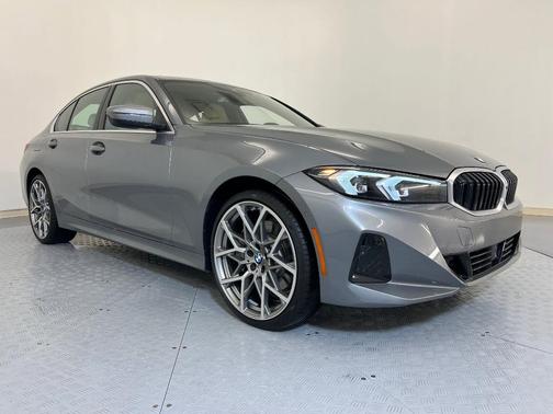 2025 BMW 330 i xDrive