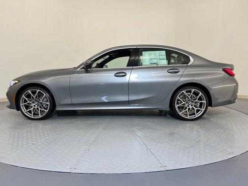 2025 BMW 330 i xDrive