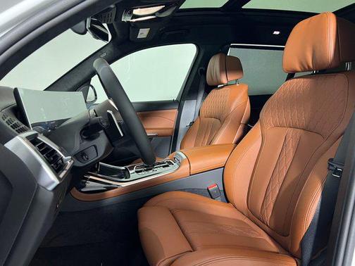 2026 BMW X7 M60i