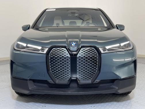 2022 BMW iX xDrive50