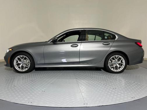 2025 BMW 330 i xDrive