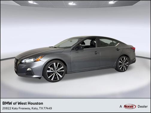 Gun Metallic 2022 Nissan Altima 2.5 SR