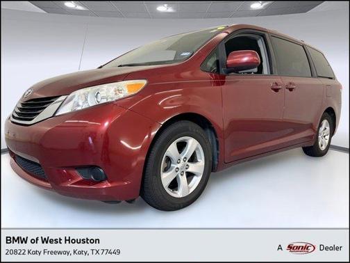 2013 Toyota Sienna LE