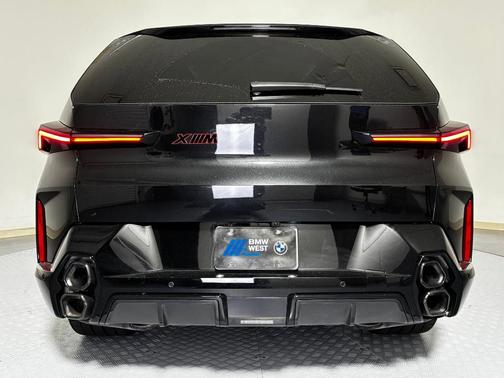 Black Sapphire Metallic 2026 BMW XM LABEL